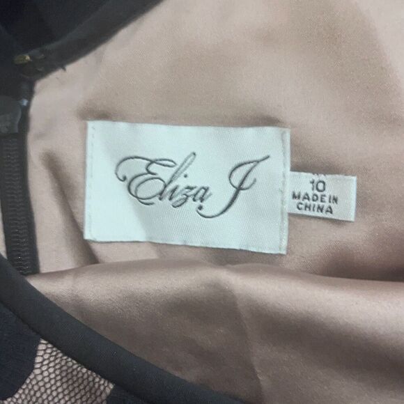 ✨Eliza J Black on Nude Polka Dot Mesh Dress Size 10✨ - Picture 14 of 16